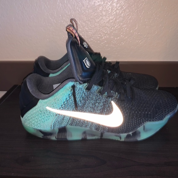 kobe 11 northern lights
